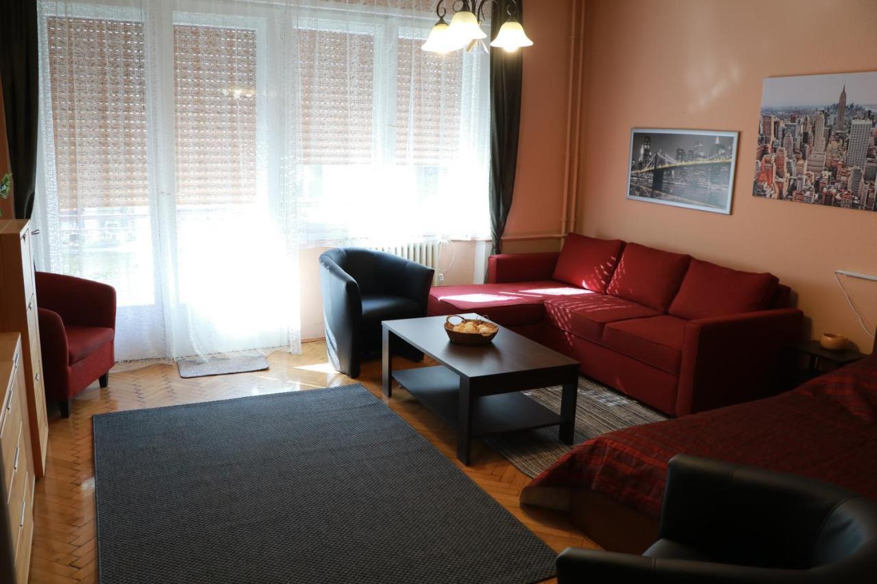 בודפשט Fornax Home With Balcony מראה חיצוני תמונה